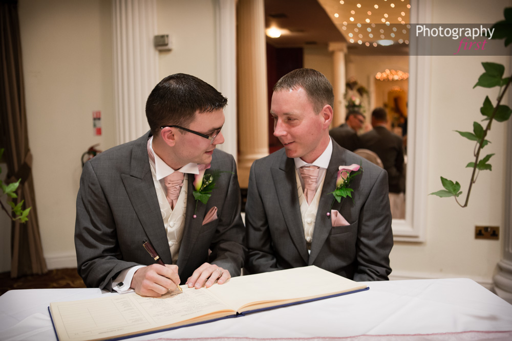 South Wales Wedding Photographer (24)