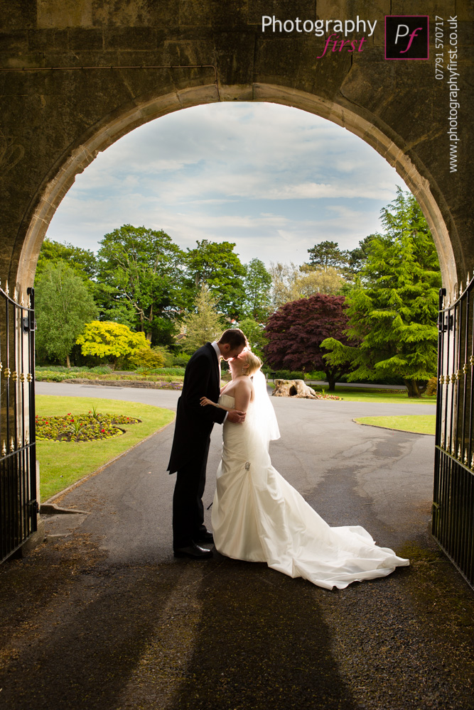 Stradey Park Hotel Wedding Photography (16)