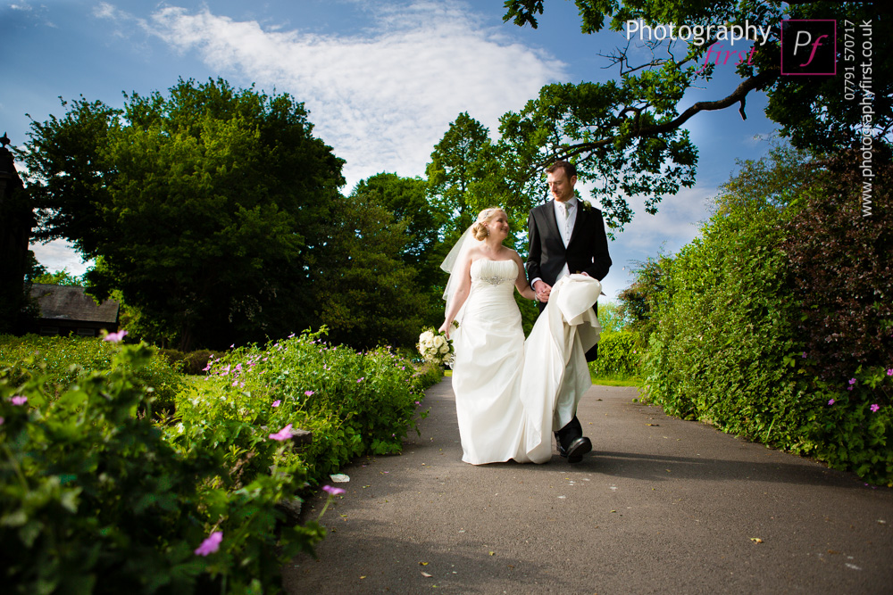 Stradey Park Hotel Wedding Photography (10)
