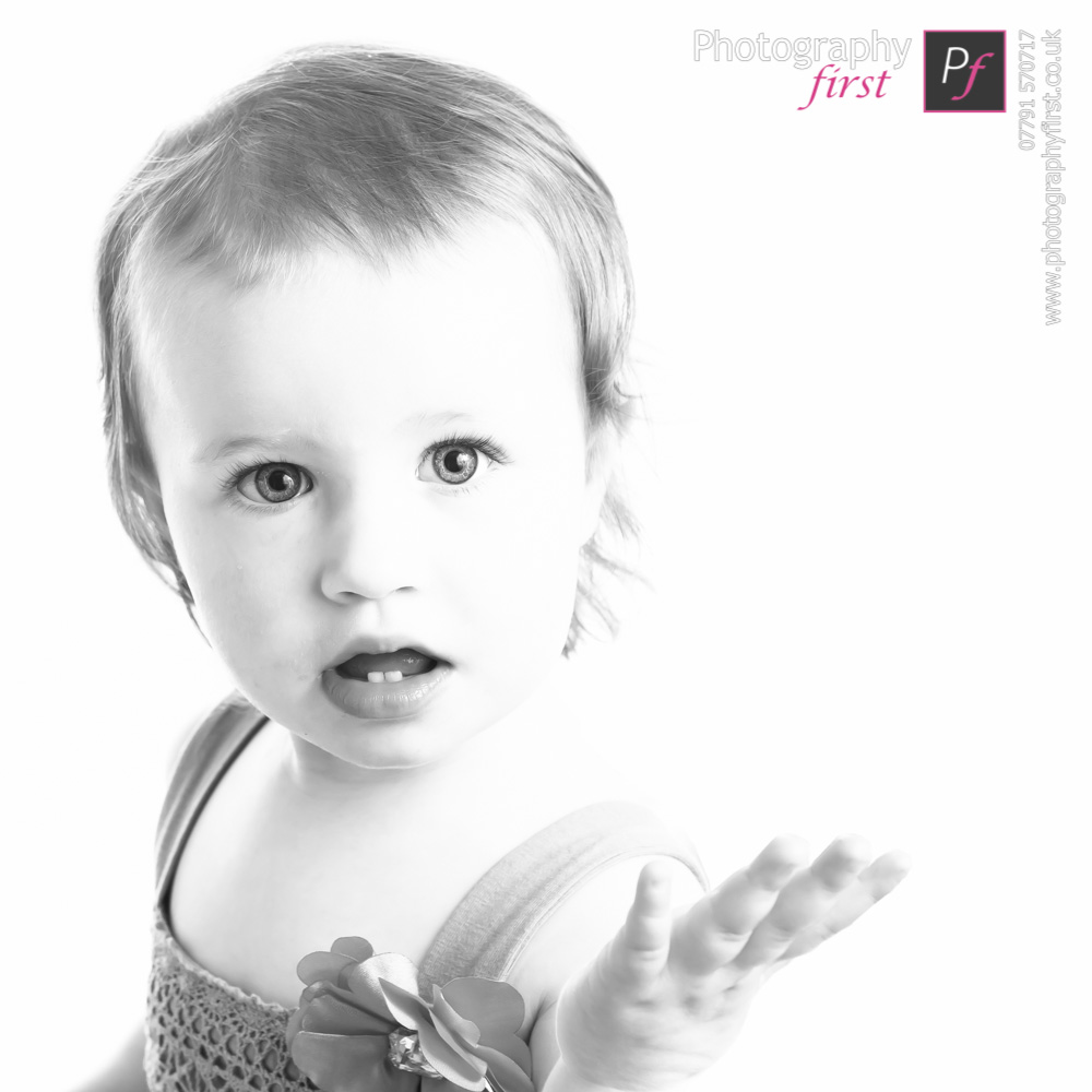 Baby Photographer Llanelli (3)