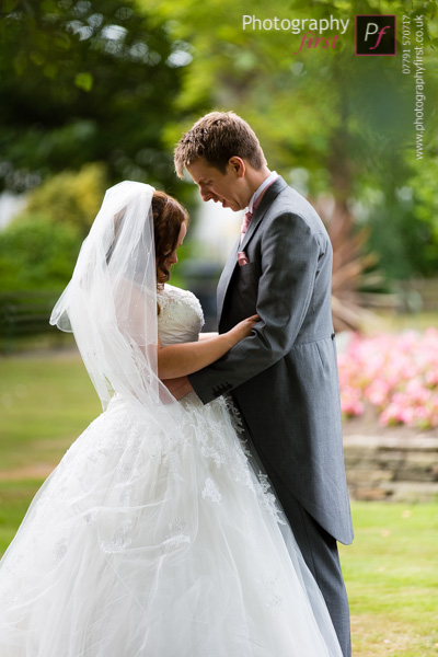 Llanelli Wedding Photography (20)