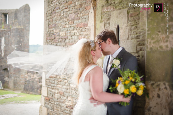 Wedding in Caerphilly Castle (45)