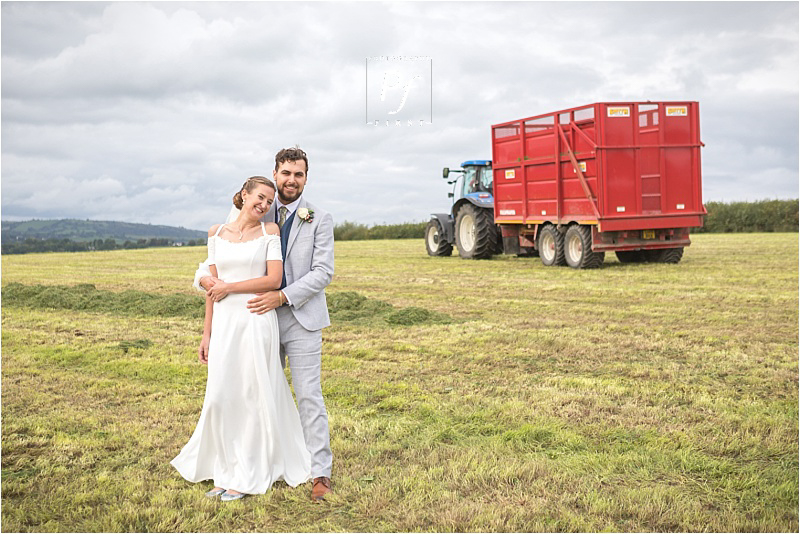 Wedding Photographer in Carmarthenshire (14)