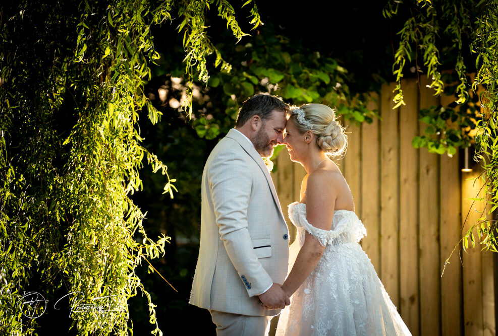 Creative Wedding Photography at Sylen Lakes